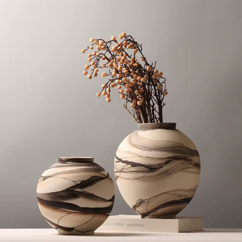 Ebon Vein Marbled Vase