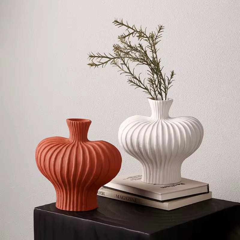 Vanna Vase